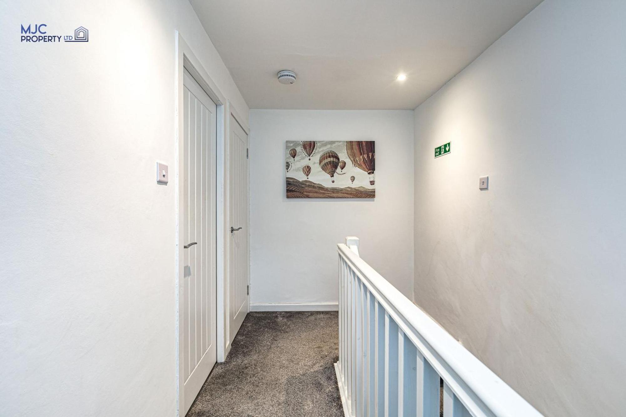 Town Centre Apartment Хауик Екстериор снимка