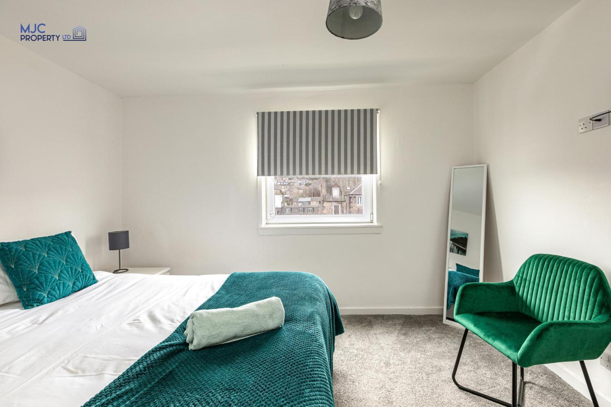 Town Centre Apartment Хауик Екстериор снимка