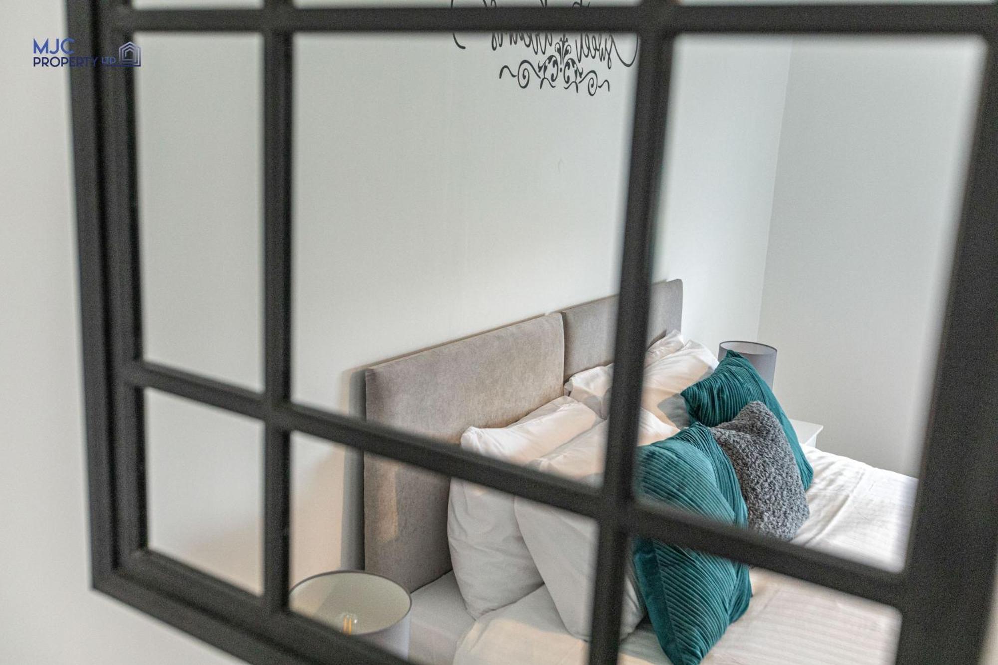 Town Centre Apartment Хауик Екстериор снимка